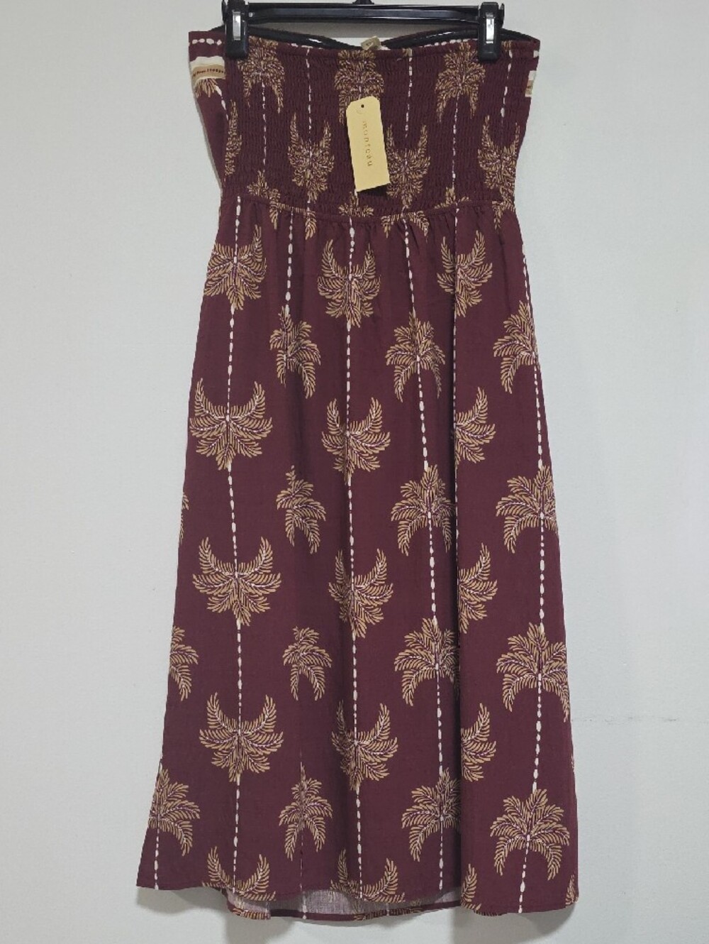 Monteau Strapless Midi Dress in Burgundy with Gold Palm Print - Picture 5 of 7